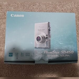 Canon PowerShot SD450 Digital Camera - Silver